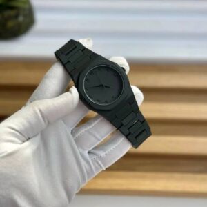 Aura Full Black Watch
